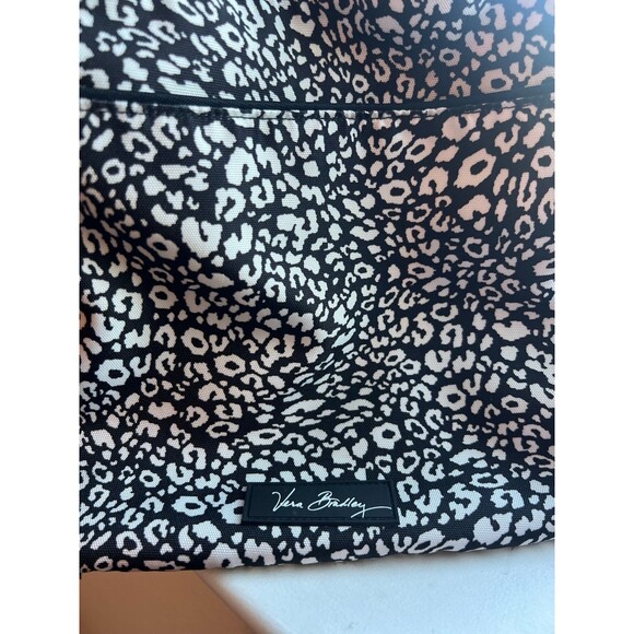 Vera Bradley Black & White Cheetah Print Pocketbook - Picture 9 of 11